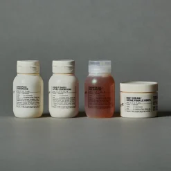 TRAVEL SET